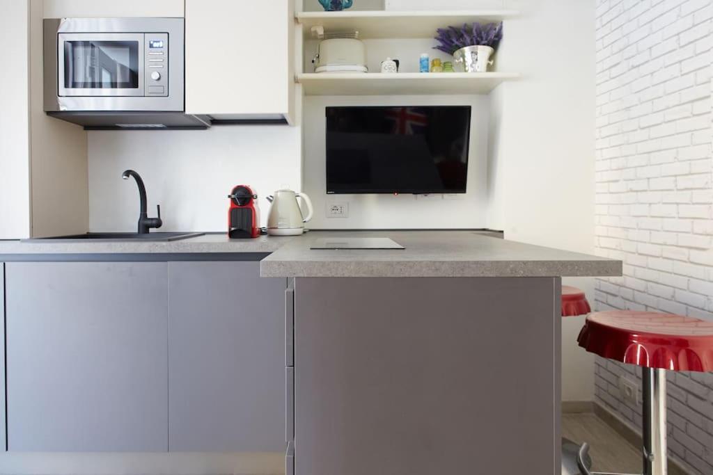 Quiet House In The Center - Porta Venezia Apartment Milan Luaran gambar